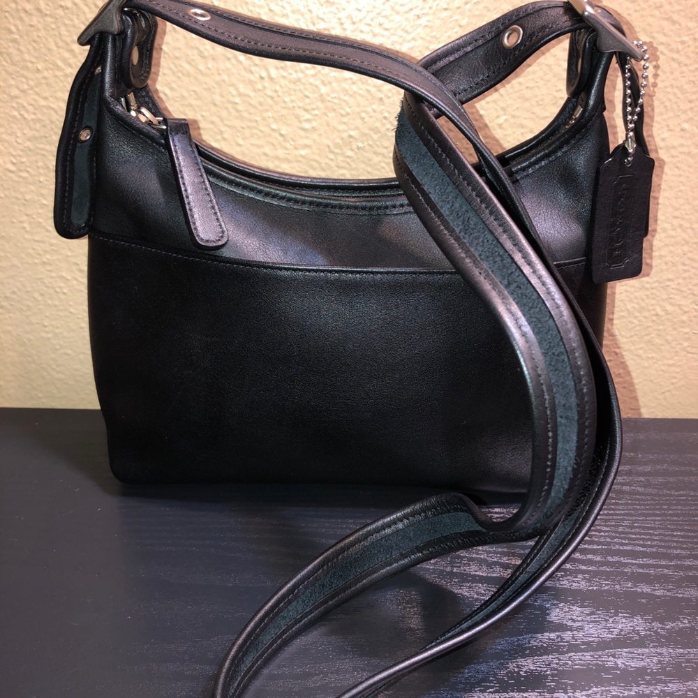 Vintage coach black leather crossbody bag